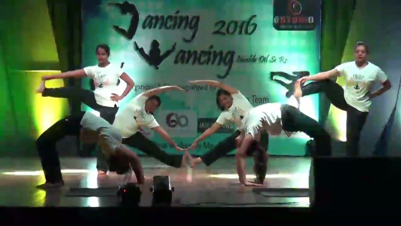 Yoga Stage Show 2016